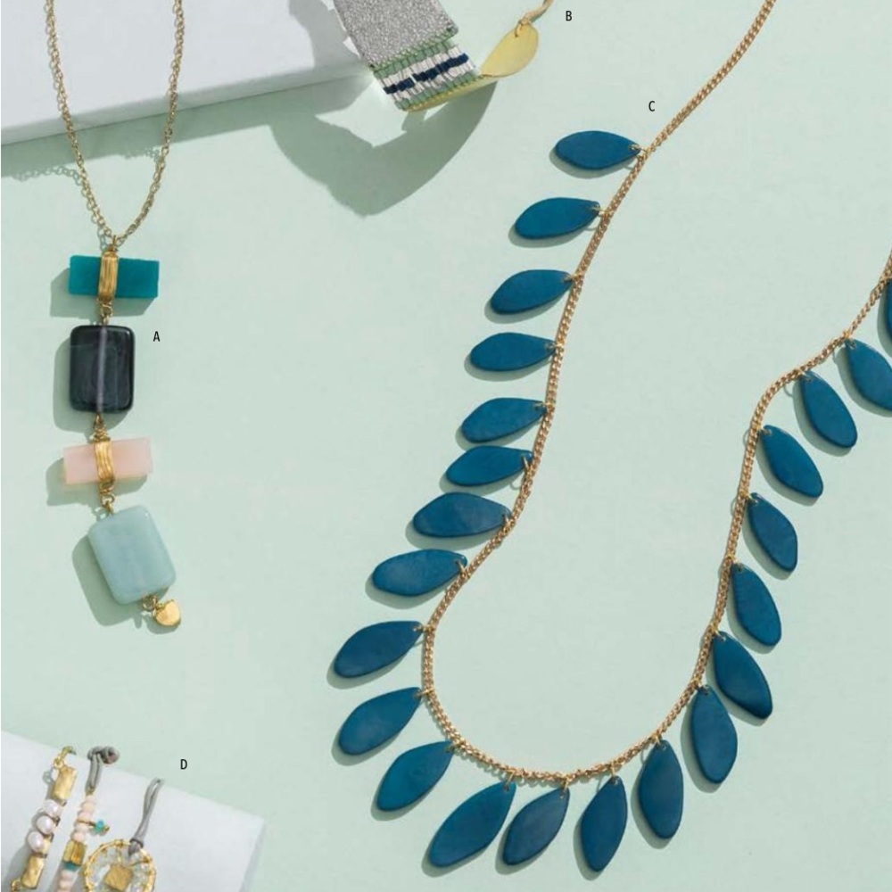 Noonday Reservoir Necklace Handmade in Ecuador Beautiful!